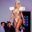 BODY BY CR