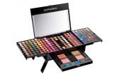 MAKE UP